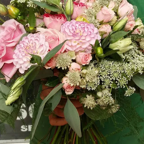 Floristería en Alicante Arlett Artesanía Floral - Tienda Online - Flores a Domicilio