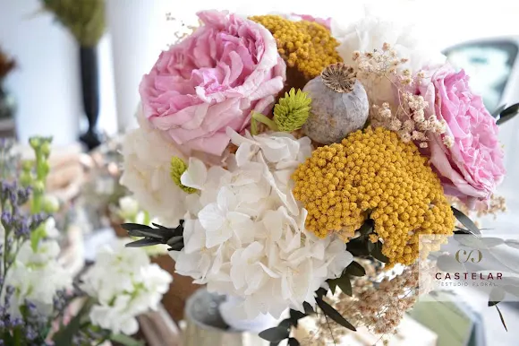 Castelar Estudio Floral - Decoración para empresas y hogares - Elda