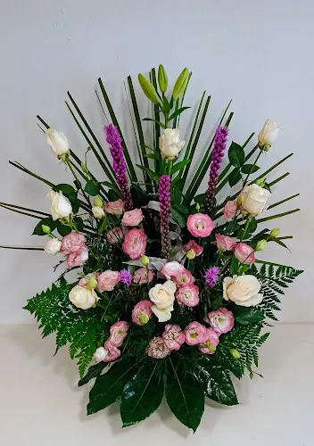 Sarah's Flowers - Vera