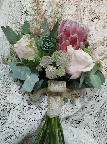 Decoración y Floristería Las Rosas - La Solana