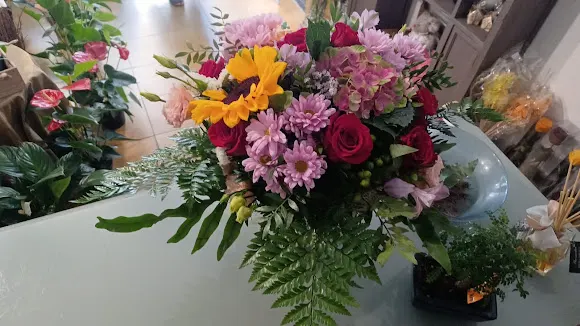 FLORISTERÍA LES FLORS