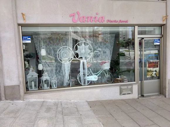 Vania Deseño floral - Lugo
