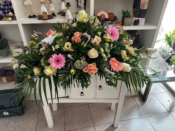 Floristeria Flor d'Atzar - Alcanar