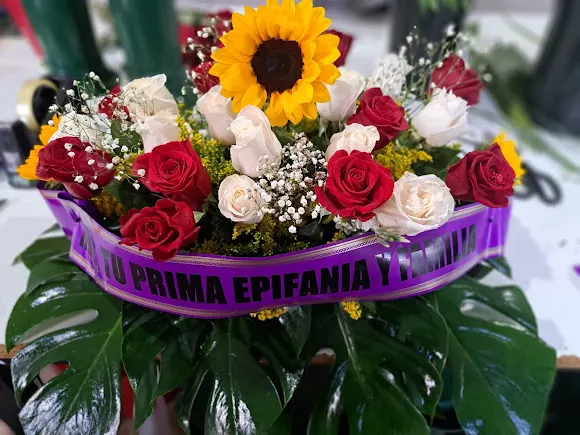 FLORISTERÍA VICTORIA - Brena Alta